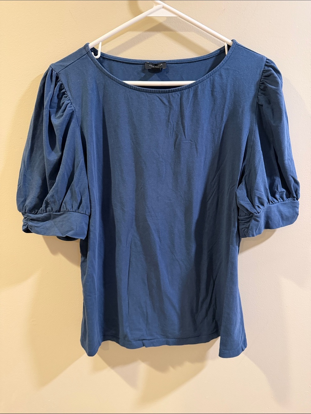 Ann Taylor Blue Puff-Sleeve Tee